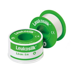 LEUKOSILK náplasť na cievke 2,5 cm x 5 m 1 ks