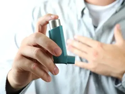 Aké sú prejavy alergickej astmy? Čo ak ju neliečite? | Medikament