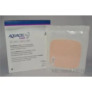 AQUACEL Krytie na rany Ag Foam Hydrofiber neadhezívne so striebrom 15 x 15 cm 5 ks
